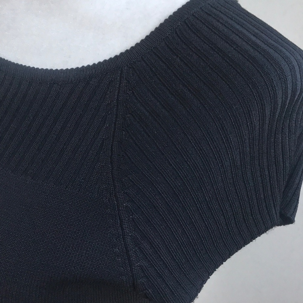 Black designer viscose top - Picture 8 of 9